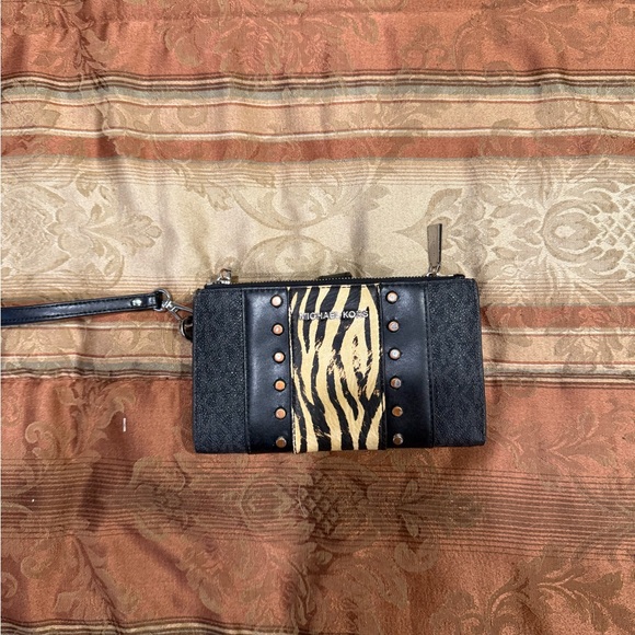 Michael Kors Black and Zebra Print Wristlet - Picture 1 of 4